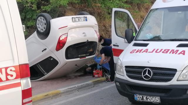 Otomobilin çarptığı yaşlı kadın feci şekilde can verdi! Eşi ile torununun birbirine sarılarak ağladığı anlar yürek yaktı