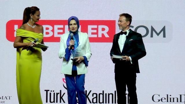 Girişimci iş kadınları töreninde Haberler.com Genel Yayın Yönetmenine anlamlı plaket