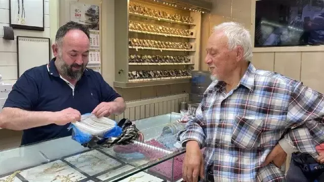 Kırıkkale'de bir kişi, kuyumcunun dikkati sayesinde 257 bin lirasını dolandırıcılara kaptırmaktan son anda kurtuldu