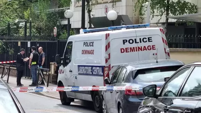 Türkiye'nin Paris Başkonsolosluğu'na bombalı saldırı