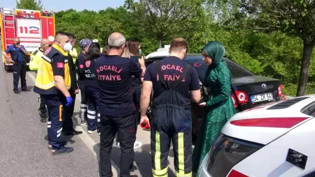 Gelin ile damat, fotoğraf çektirmek için çıktıkları yolda kabusu yaşadı: 4 yaralı