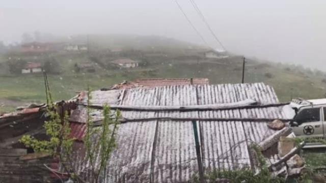 Mayıs ayında kar sürprizi! Hava sıcaklıklarının aniden düşmesiyle 12 il beyaza büründü
