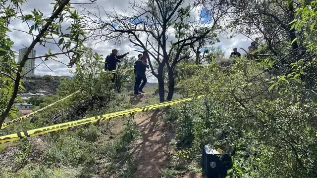Liseli eski sevgililerin mezarlıktaki buluşması kanlı bitti! Kızı boğazından kendisini bacağından yaraladı