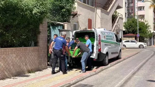 Antalya'da 2 çocuğunu bıçaklayarak öldüren Ukraynalı baba tutuklandı