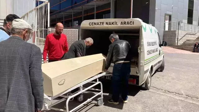 Keneyi eliyle ezen adam hastanedeki 20 günlük yaşam savaşını kaybetti