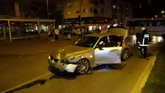 Babasının otomobilini kaçıran 16 yaşındaki gencin kız arkadaşıyla kaçamağı hastanede bitti