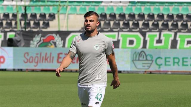 Süper Lig'in devleri gemileri yaktı! Konyaspor'un yıldızı için karşı karşıya geldiler
