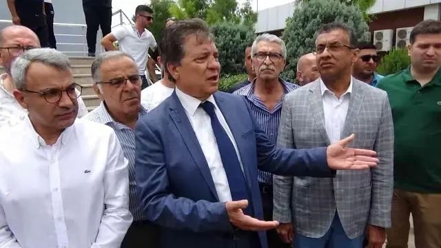 Makamında saldırıya uğrayan Edremit Belediye Başkanı'nın burnu kırıldı