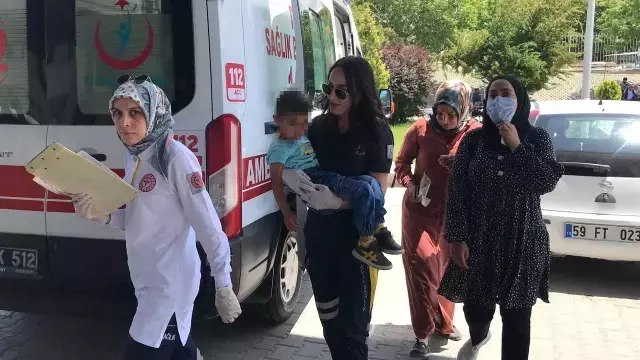 Köyde çocuğun kafasına yapışan keneyi çıplak elleriyle çıkardılar, 5 gün sonra soluğu hastanede aldılar