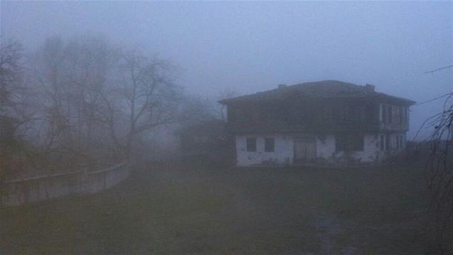 Türkiye'nin en ürkütücü bölgesi 'Azem köyü'ne henüz tek başına girmeye kimsenin cesareti olmadı