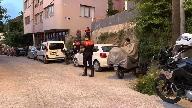 Merdivenlerde pusu kurup kurşunladığı yengesini böyle yumrukladı