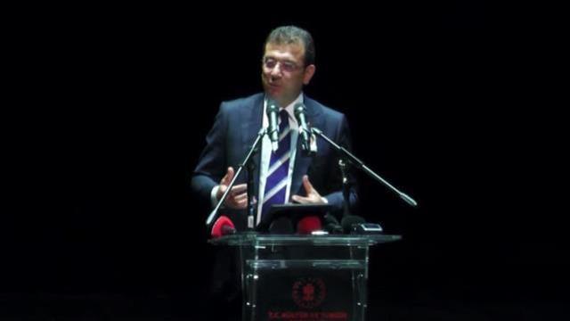 Usta sanatçı Cüneyt Arkın son yolculuğuna uğurlanıyor! Oğlu törende gözyaşlarına boğuldu