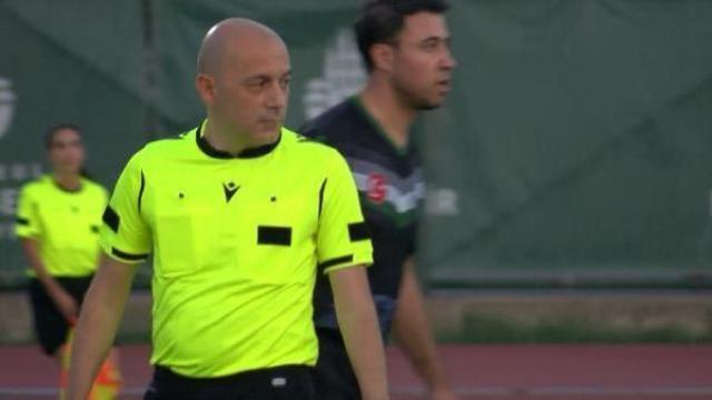 'Yurt dışından teklifler var' diyen Cüneyt Çakır kariyerine nasıl devam edeceğine karar verdi