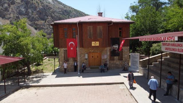 33 sivilin teröristlerce katledildiği Başbağlar'ın acısı dinmiyor! Katliamdan öldü sanılarak kurtulan muhtar yaşananları anlattı