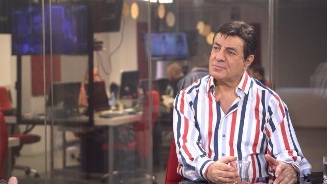 Coşkun Sabah yıllar sonra anlattı: Askerdeyken Hülya Avşar beni Tanju Çolak'la aldattı