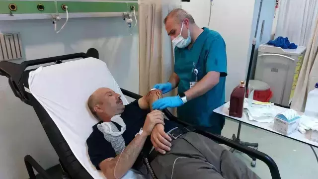 Baba ve oğul sünnet düğününü kan gölüne çevirerek silahla dehşet saçtı