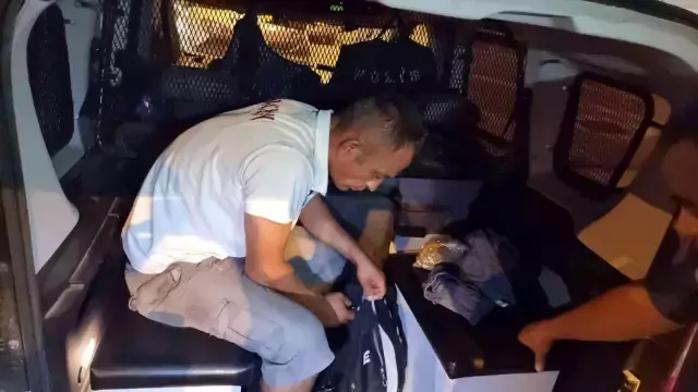 Genç kızları takip edip, arkalarından videoya çeken şüpheliye mahalleliden bir güzel meydan dayağı