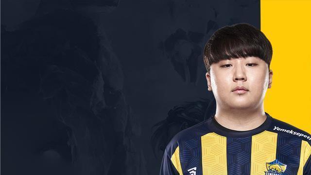 Güney Koreli oyuncu Fenerbahçe taraftarına seslendi: Durum şu anda pek iyi değil