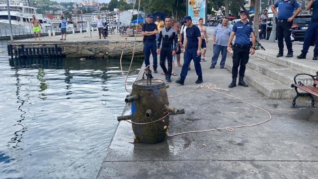 İstinye'de denizde şüpheli cisim paniği: Mayın sanıldı, tonoz çıktı