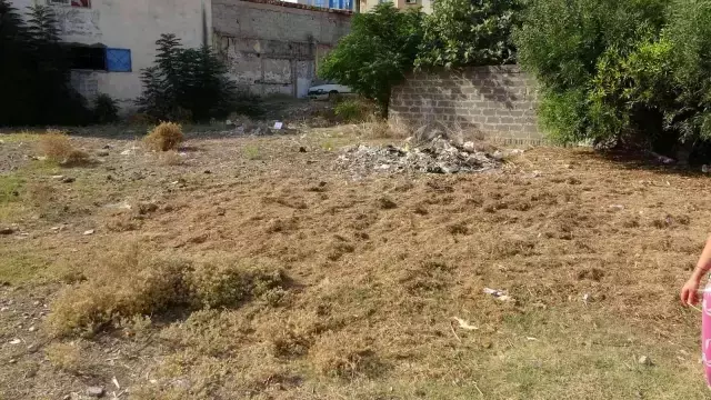 4 günlük bebeği boş araziye bırakıp kaçtılar