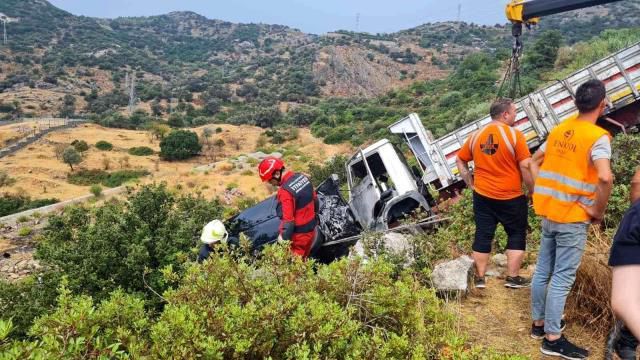 İbrahim Tatlıses'in ölümden döndüğü kaza yerinden ilk görüntüler
