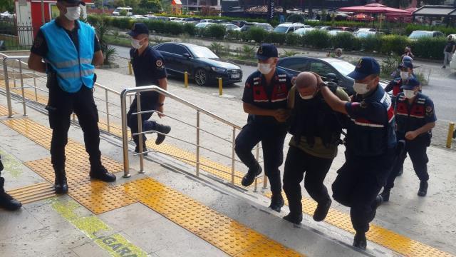 Trabzon'da 3 kızını tabancayla öldüren sanığın yargılanmasına başlandı