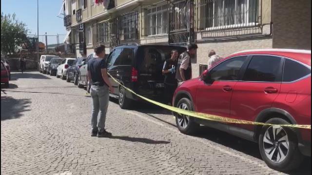 Son Dakika! Fatih'te 2 polis, durdurdukları araçtaki şüpheliler tarafından silahla vuruldu