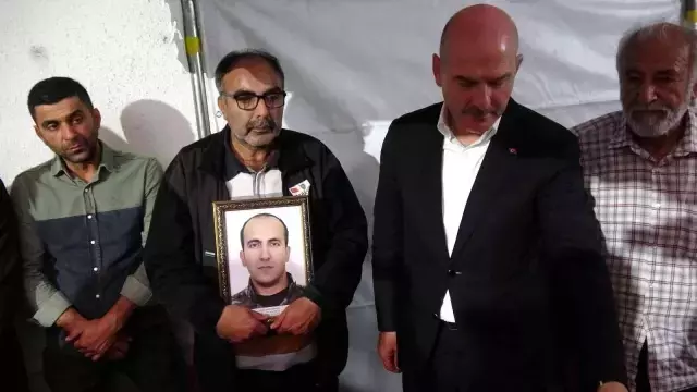 Şehit cenazesine İçişleri Bakanı Süleyman Soylu gözyaşlarına hakim olamadı