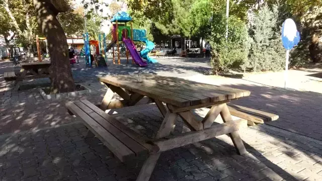 Bankta oturan kadın, silah ile vurularak hayatını kaybetti