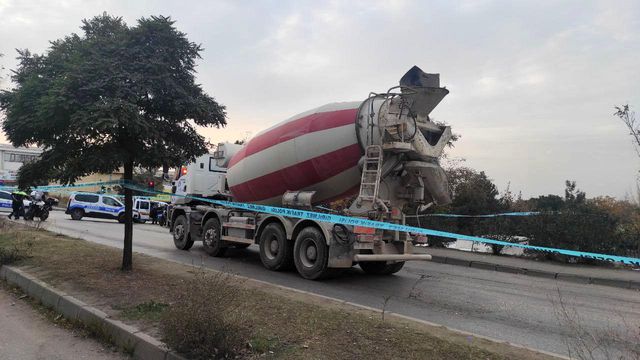 Çalıştığı işyerinde beton mikserin altında kalan 14 yaşındaki çocuk öldü