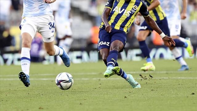 Dinamo Kiev - Fenerbahçe maçı CANLI izle! EXXEN canlı maç izle! Fenerbahçe maçı canlı izle! Kiev - FB maçı canlı!