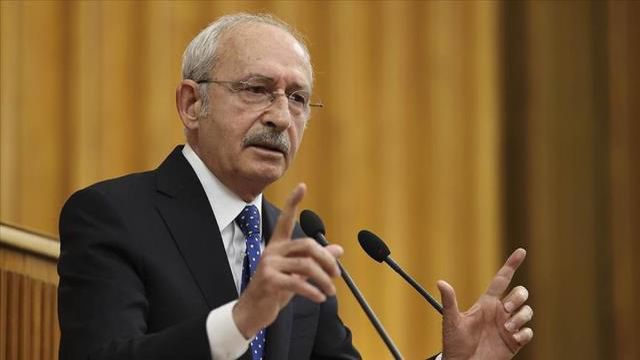 Kemal Kılıçdaroğlu İngilizce biliyor mu? Kemal Kılıçdaroğlu kaç yabancı dil biliyor, hangi dilleri biliyor?