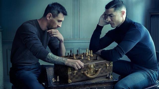Tarihi fotoğrafın bedeli ortaya çıktı! Cristiano Ronaldo ile Lionel Messi servet kazandı
