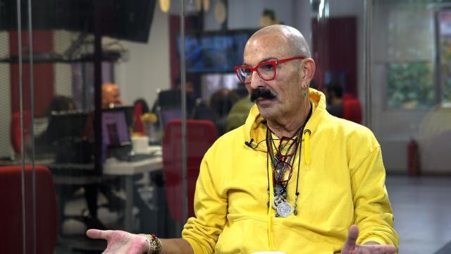 'Ben gay değilim' diyen Cemil İpekçi'den cinsellik itirafı: Kadınla da erkekle de birlikte oldum