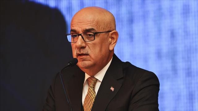 Sokak hayvanlarıyla ilgili nasıl bir yol izlenecek? Bakan Kirişçi son gelişmeyi duyurdu