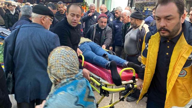 Pazarcı ile perdecinin 'kasa koyma' kavgasında kan aktı, vatandaşlar büyük korku yaşadı