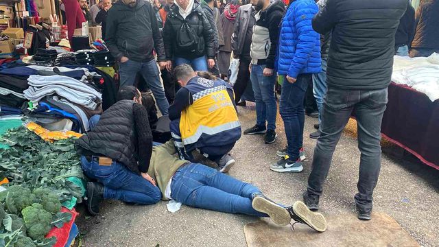 Pazarcı ile perdecinin 'kasa koyma' kavgasında kan aktı, vatandaşlar büyük korku yaşadı