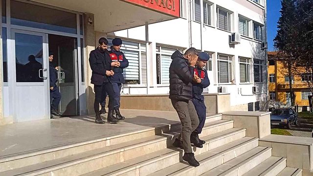 Yaşlı kadının kefen parasına göz diken dolandırıcılar, kapıya getirilen emekli maaşı da aldı