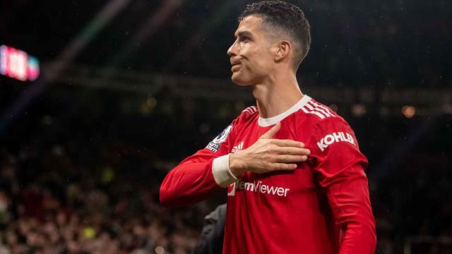 Belki de Ronaldo'ya vurulan en ağır darbe! Manchester United tribünlerinde şok tezahürat