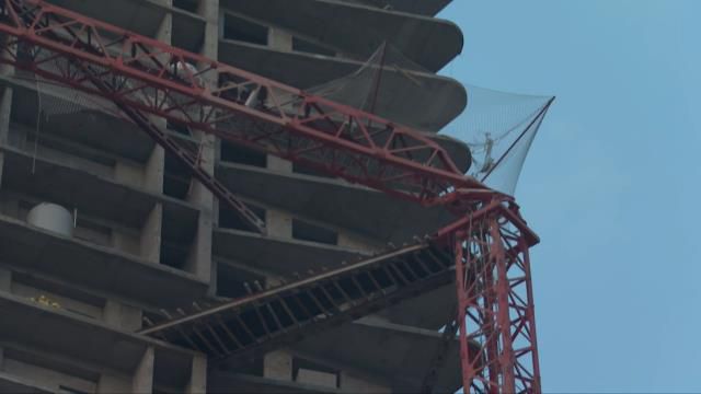 Son Dakika: İzmir Bornova'da inşaat vinci devrildi: 5 ölü, 2 yaralı