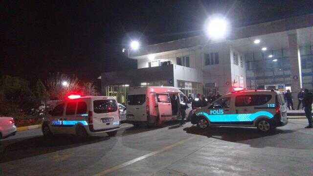 Mersin'de Şehirler Arası Otobüs Terminali'nde el bombası iddiası paniğe neden oldu