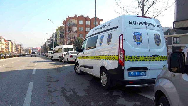 Alternatif tıp uzamanı evinde ölü bulundu