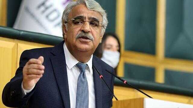 HDP'den AYM'ye başvuru: Kapatma davasıyla ilgili işlemler seçim sonrasına bırakılsın