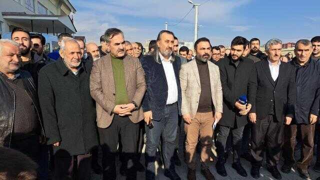 İsveç'te Kuran-ı Kerim'in yakılması yurdun dört yanında protesto edildi