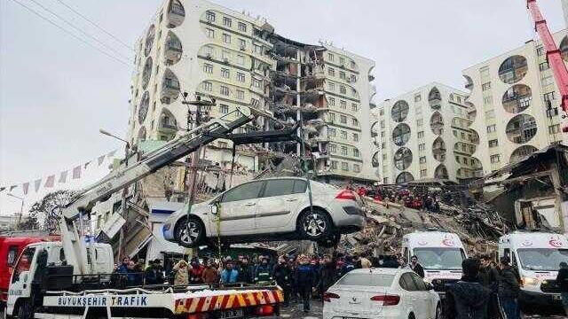 7.4'lük deprem 10 kentimizde yıkıma neden oldu! İşte il il acı bilanço
