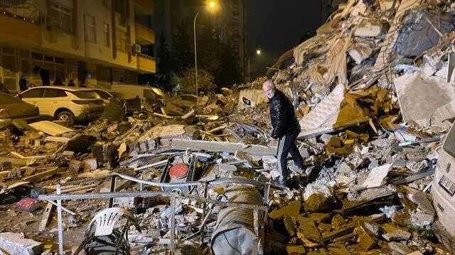 7.4'lük depremle sarsılan Kahramanmaraş'tan ilk görüntüler