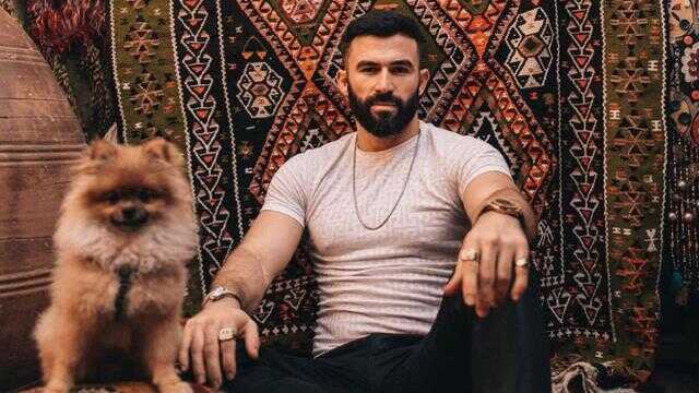 Eski Survivor şampiyonu Turabi Çamkıran, depremde evi yıkılan teyzesi için yardım istedi