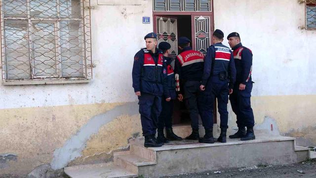 Ordu'da kadın cinayeti: Boşanma aşamasında olduğu eşini 10 yerinden bıçaklayarak öldürdü