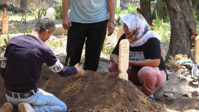 1 aylık bebeğinin annesini 8 kurşunla öldüren koca, ilk duruşmada beraatını istedi: Neden öldürdüğümü kaynanama sorun