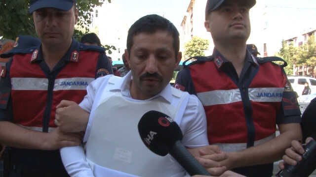 1 aylık bebeğinin annesini 8 kurşunla öldüren koca, ilk duruşmada beraatını istedi: Neden öldürdüğümü kaynanama sorun